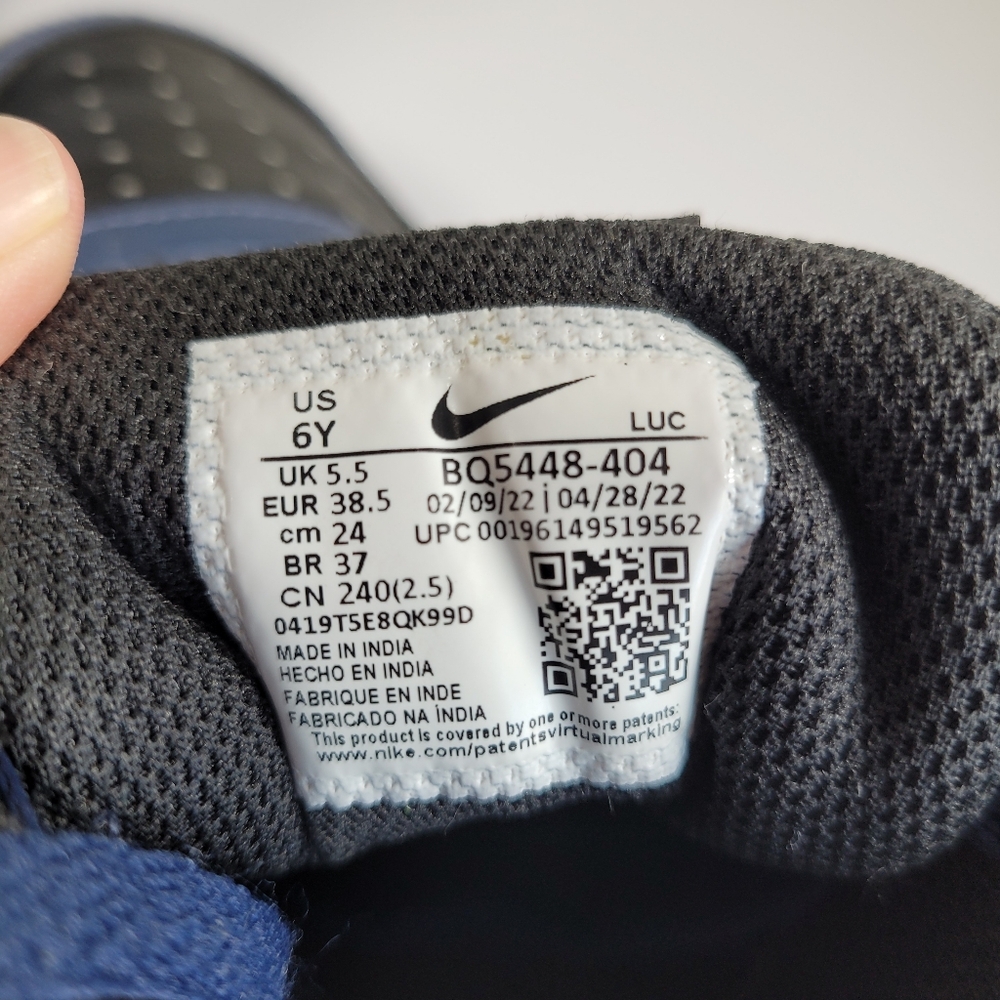 Nike Court Borough Low 2 GS 6Y Black and Navy Sneakers - Picture 8 of 8